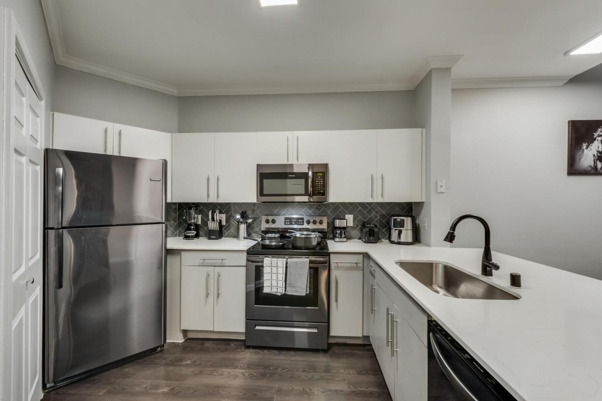 Loft Style 2Br Apt I Dallas City Center I Pool I Gym I Workspace I Pets Lägenhet Exteriör bild
