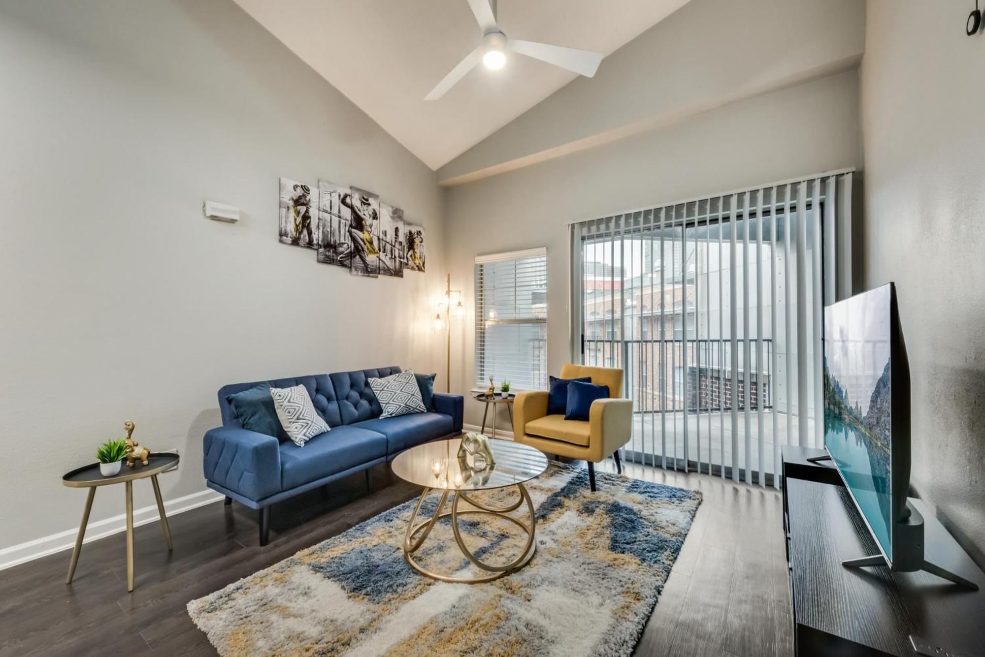 Loft Style 2Br Apt I Dallas City Center I Pool I Gym I Workspace I Pets Lägenhet Exteriör bild